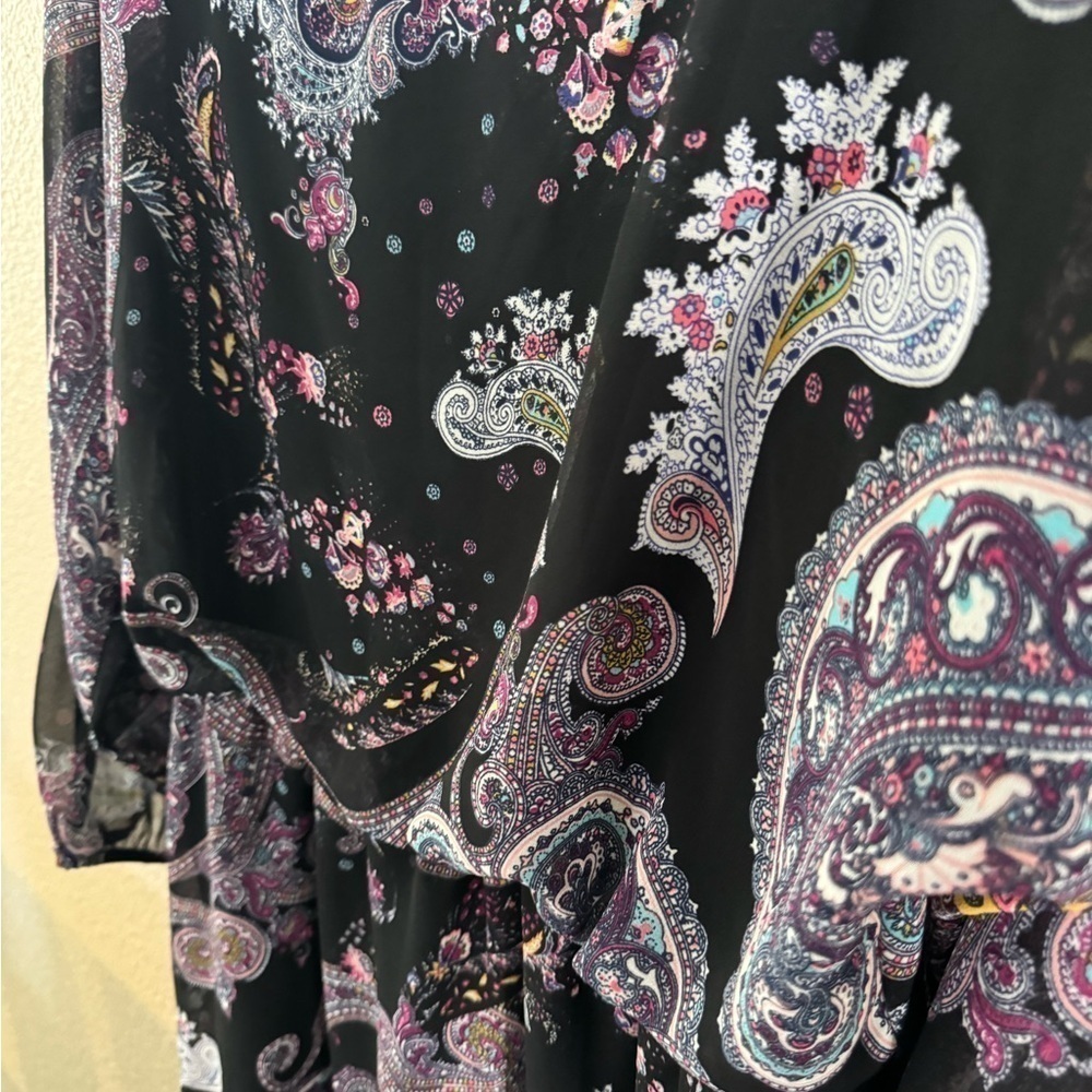 Express Women's Paisley Short Casual Dress - Picture 2 of 7